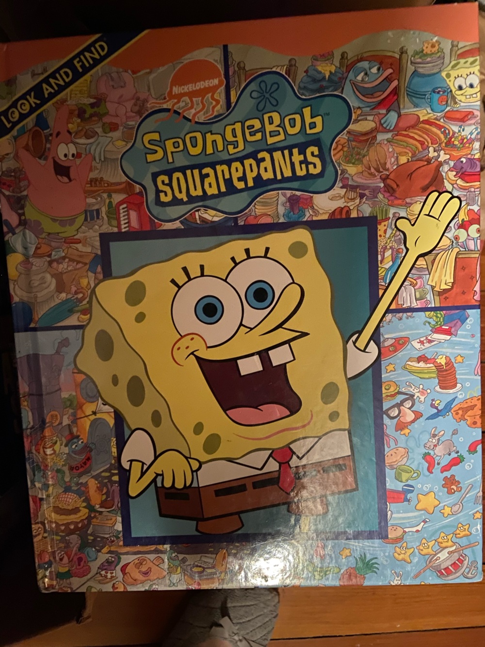 SpongeBob SquarePants Sponge Bob Square Pants Look & Find book Yellow & Blue